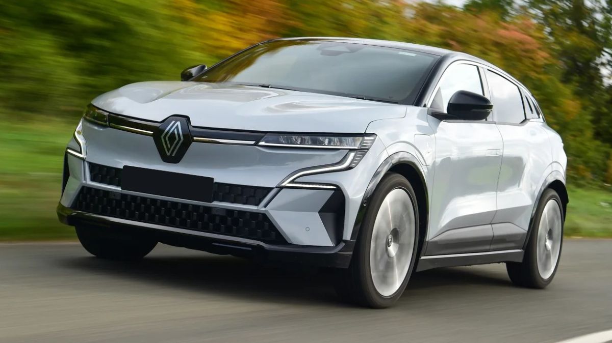 Megane E-TECH 07/2022-