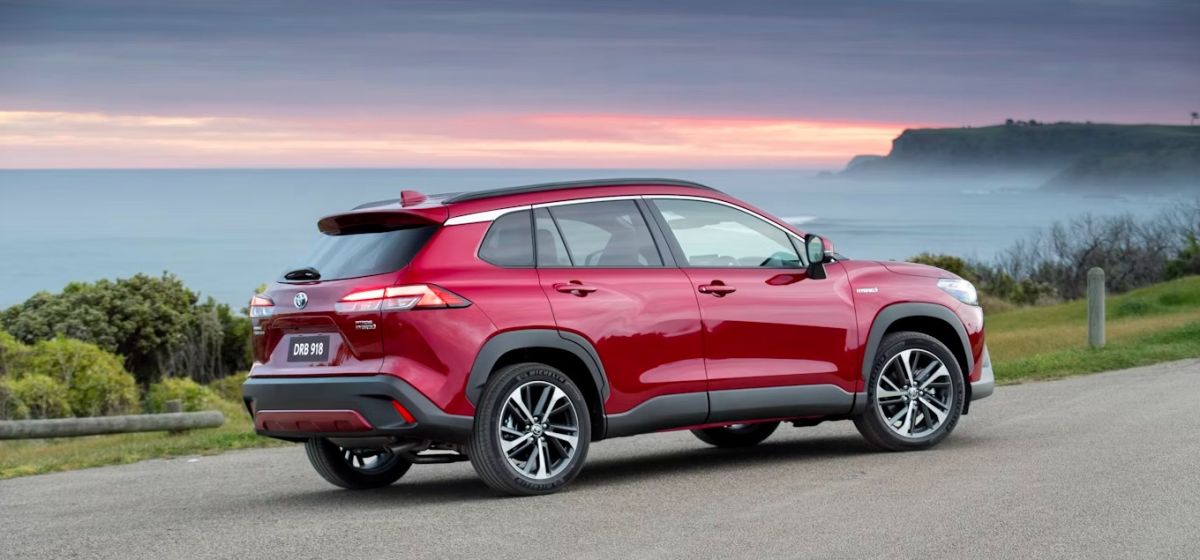Corolla Cross 10/2023-