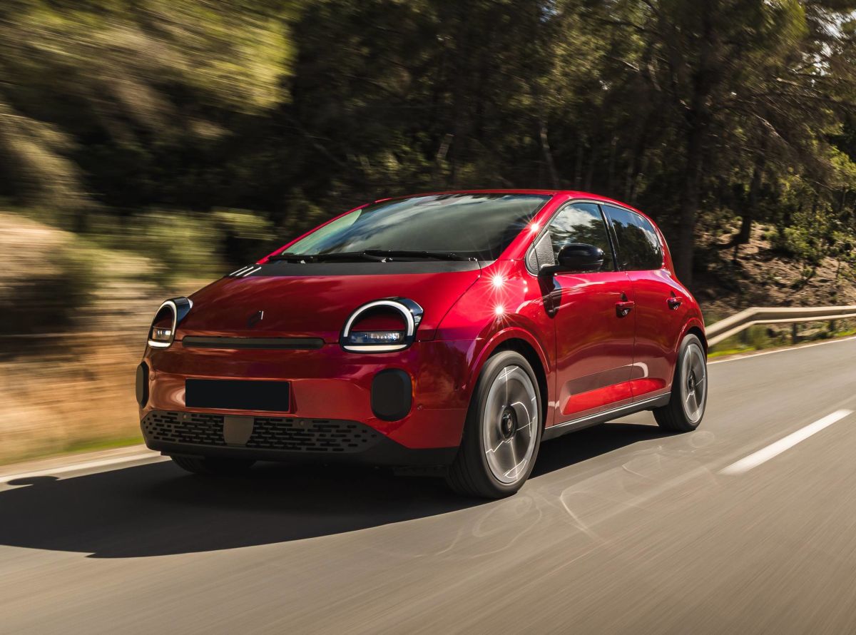 Twingo E-TECH 02/2026-